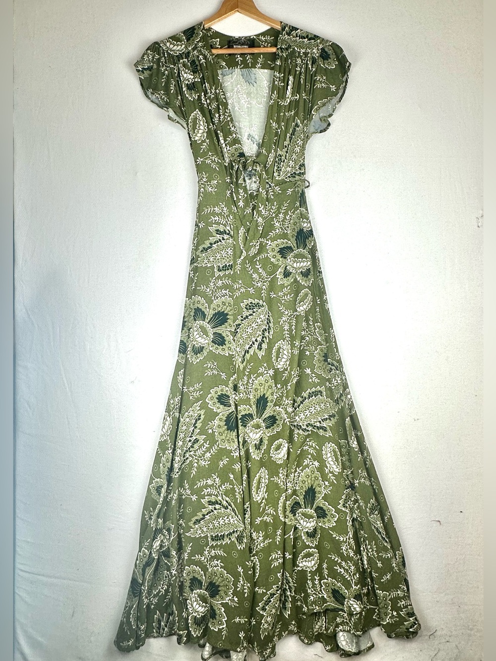 Reformation Dark Green Paisley Tie-Front Maxi Dress - Picture 3 of 11